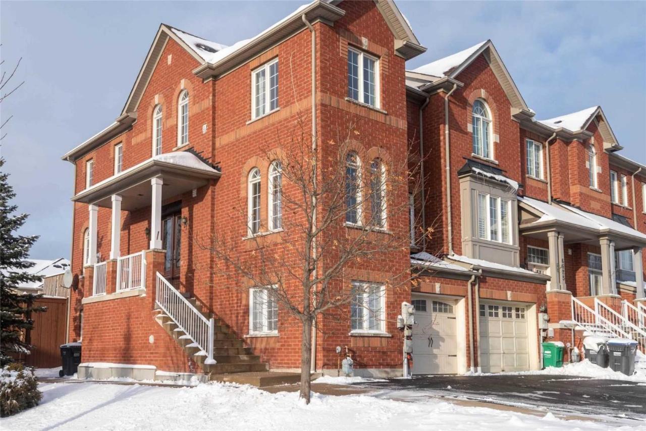 Jazzy Home Stay Mississauga Exterior foto